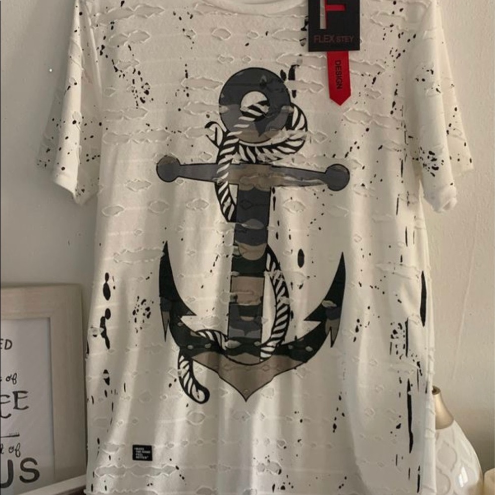 Men’s shirt